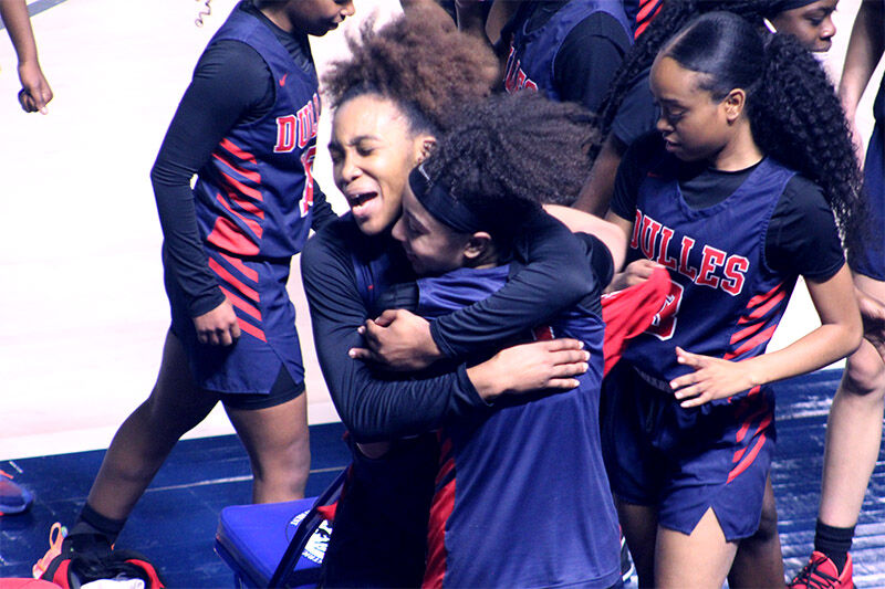 Dulles Lady Vikings Peyton Overton and Nya Threatt